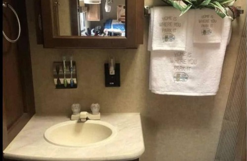 Hulen House | RV Camper on Private Campground