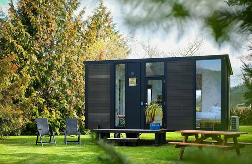 Woodstock House | Ryans Ranch by Tiny Away