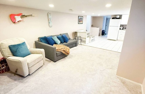North Bellmore House | Ryder Cup Accommodation <8 miles Bethpage Black. heated salt water pool