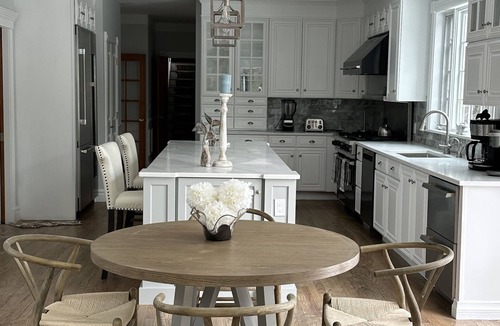 Rye Beach House | Rye Beach Estate - less than a mile to Jenness beach !