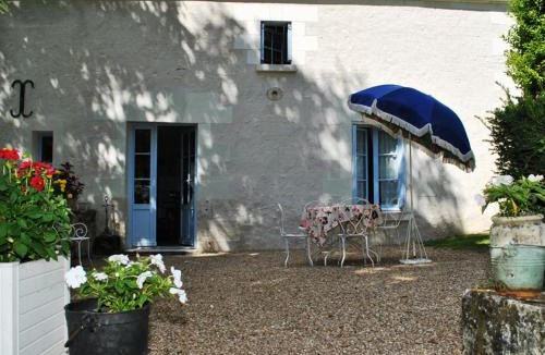 Blere House | Séjour Authentique dans un Ancien Moulin - Gîte Confort avec Jardin Privatif - FR-1-381-475