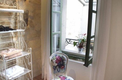 Saint-Bruno - Saint-Victor Apartment | Sémillon Room - ★★★★★