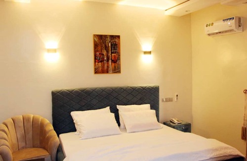 Lagos Hotel | S and B Suites