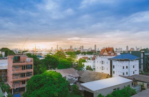 Siriraj House | S.E.T Thanmongkol Residence