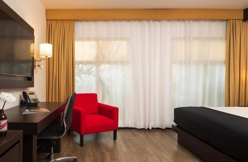 New Kingston Hotel | S Hotel Kingston