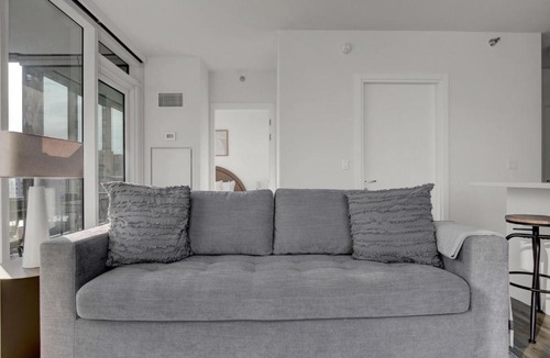 South Loop Apartment | S Loop 1BR w Lounge Pool Gym nr Grant Park CHI-495