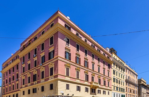 Vatican Apartment | S.Peter's Basilica 5 MIN WALK two large bedrooms