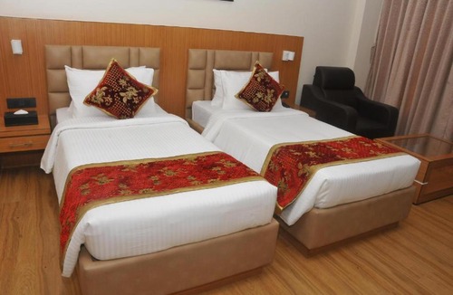 Kalaburagi Hotel | S R Continental