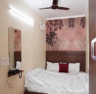 Amritsar Hotel | S S Guest House