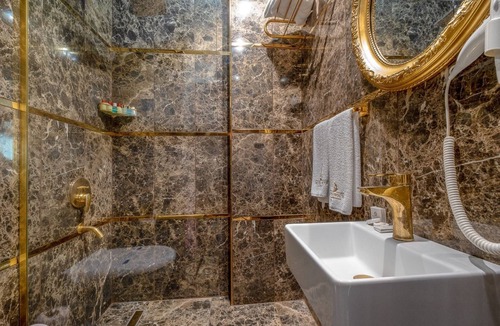 Konyaalti Hotel | S White Hotel