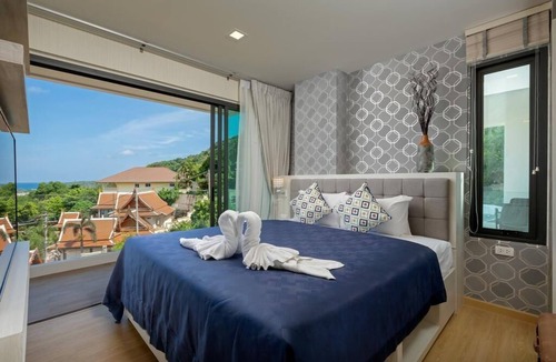 Kata Resort | S2- Deluxe sea view