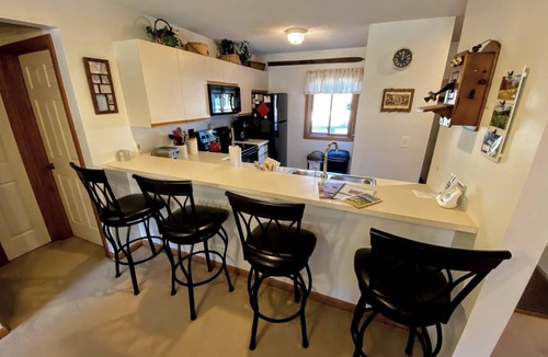 Carroll Condo | S4 Ski Slope Views! Bretton Woods condo with easy access to Mt Washington, Skiing, Dog Friendly!