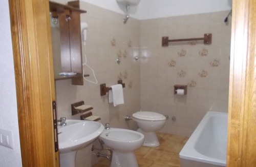 Orgosolo Hotel | Sa 'E Jana
