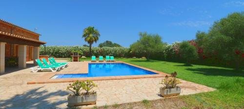 Campos Villa | Sa Vinya