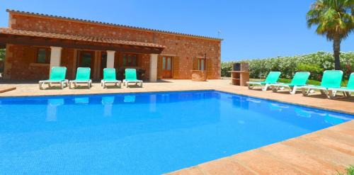 Campos Villa | Sa Vinya
