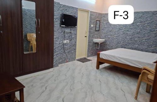 Courtallam Cabin | Saaral Stay