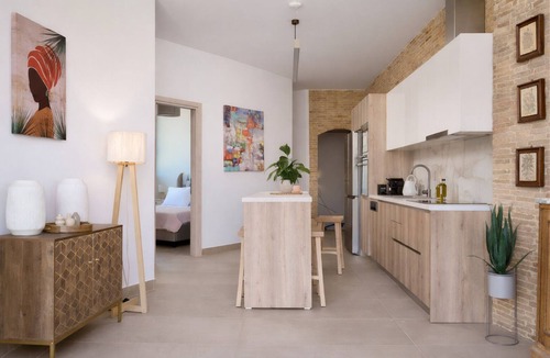 Agkisaras Villa | Sabbia Mare BeachFront Villa, steps from Dine&Shop