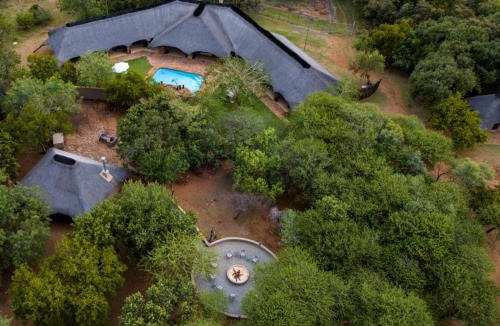 Madibeng Cabin | Sable Ranch Bush Lodge