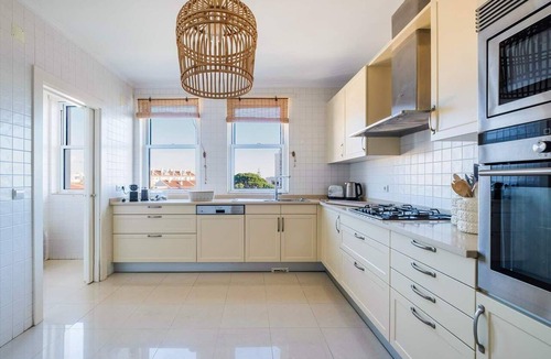 Estoril Apartment | Saboia by Portugal Portfolio