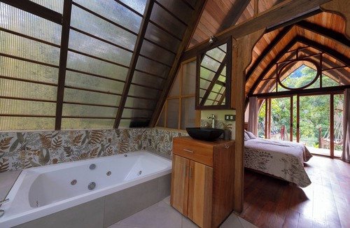 Mindo Cabin | Sacha Urco Lodge -Private Cloud Forest Reserve in Mindo-4x4 Recommended March-April