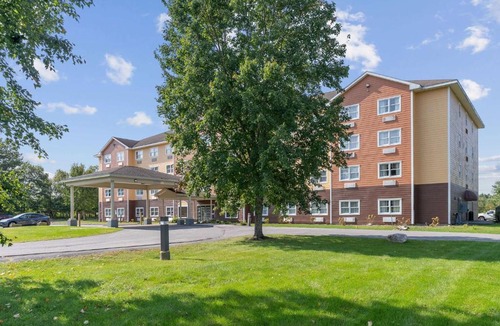 Southern Coast Hotel | Saco Bay Hotel