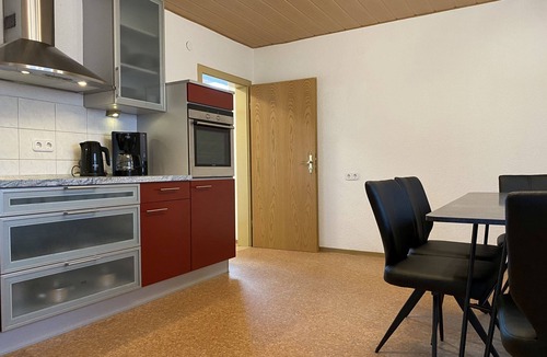 Schwandorf Apartment | (SAD141) Bright workers rental with porch