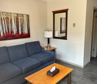 Blue River Hotel | Saddle Mountain Lodge