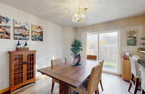Bozeman House | Saddle Peak Outpost- Unit A & B