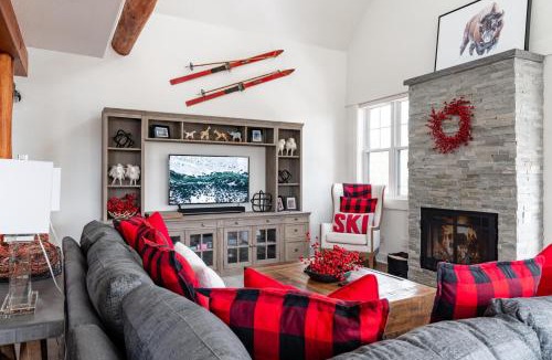 Saddle Ridge Apartment | Saddle Ridge D1