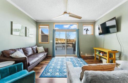 Wildernest Villa | Saddle Ridge Townhomes #253 : 2