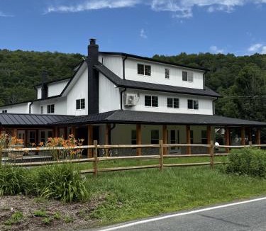 Newfoundland Bed & Breakfast | Saddleview Bed & Breakfast
