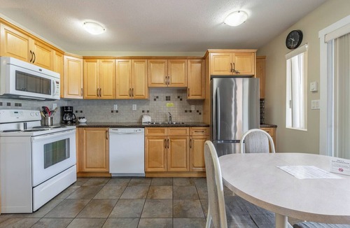 Osoyoos Resort | Safari Beach Resort