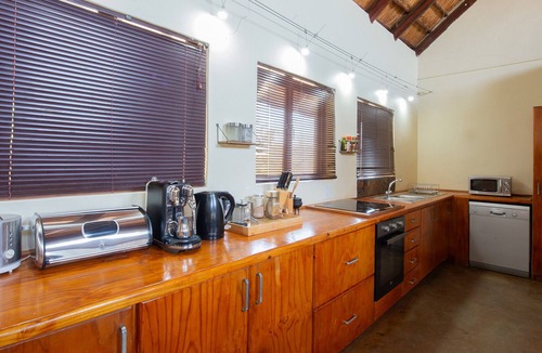 Phalaborwa Apartment | Safari house in Kruger National Park with private waterhole
