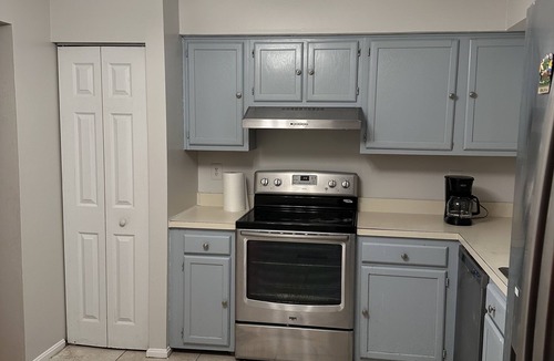 Aspen Hill House | Safe and Cozy Townhouse