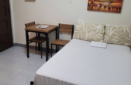 Cainta House | Safe, Clean Accommodation- Walking Distance From SM & LRT Masinag