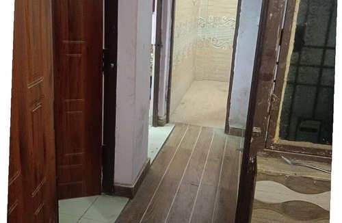 Naini Cabin | Safe rooms within500meter from ganga river ,near to sector 23,24,25- arail Ghat