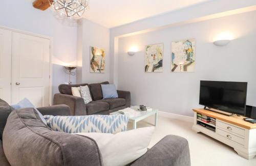 Blythburgh House | Saffron, Blythview