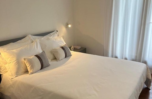 Pordenone Apartment | Saffron Suite, moderna e silenziosa vicino al centro