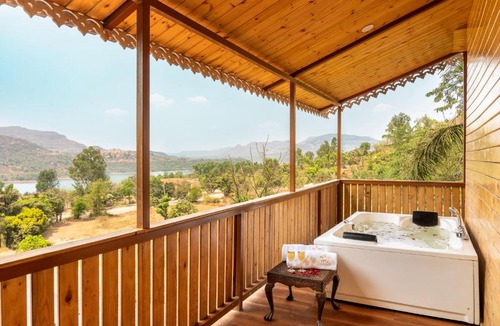 Mulshi Villa | SaffronStays Love Nest