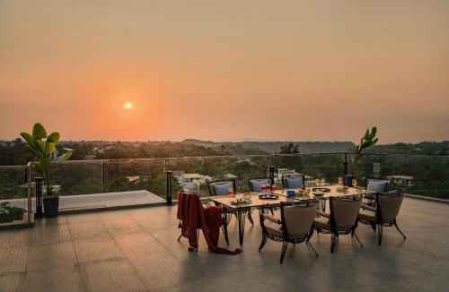 St.Stanislaus Villa Villa | SaffronStays Panorama - 8BR Lonavala villa, infinity pool, heated jacuzzi, karaoke bar, theater & rooftop sunset deck
