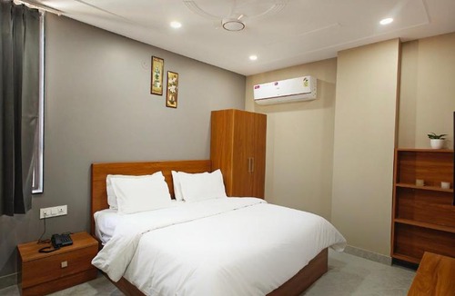Malviya Nagar Hotel | Sagar Stays