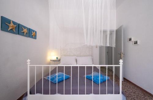 Perissa Bed & Breakfast | Sagma Beach Rooms