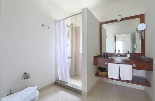 Bitez Hotel | Sah Hotel