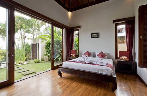 Tegal Mengkeb Villa | Sahaja 4 Private Pool Villa with Rice Field View