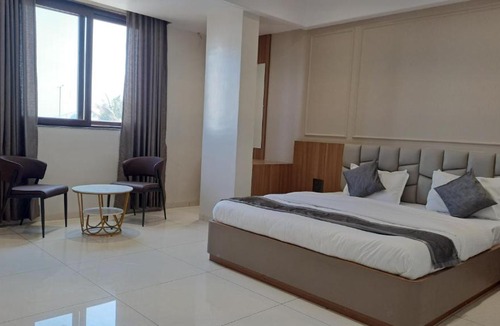 Satara Hotel | Sai Inn