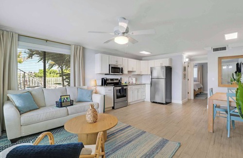 Stuart Apartment | Sailfish Suites 1 - Waterfront & pet friendly!