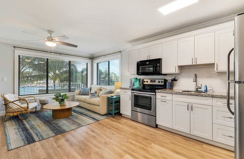 Stuart Apartment | Sailfish Suites 7 - Waterfront Lodging