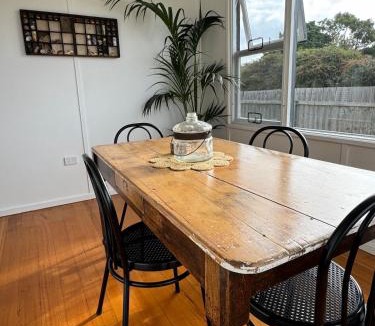 Kelso House | Sailors Snug