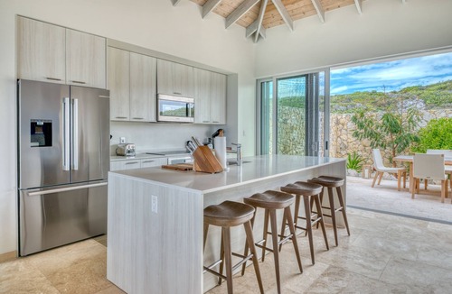 Cockburn Harbour Hotel | Sailrock South Caicos, Small Luxury Hotels of the World