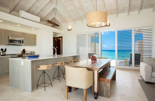 Cockburn Harbour Hotel | Sailrock South Caicos, Small Luxury Hotels of the World
